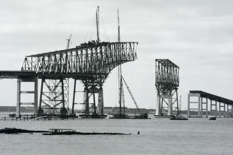 Francis scott key bridge under construction before being finished in 1977. 
